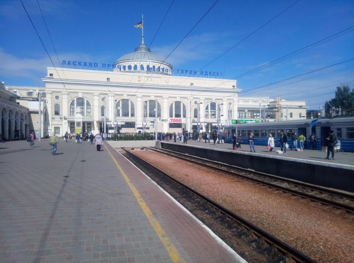 Двухкомнатная Квартира Лофт В Центре Одессы Новострой Рядом С Вокзалом 5 Минут До Дерибасовской И Аркадии Odessa Extérieur photo